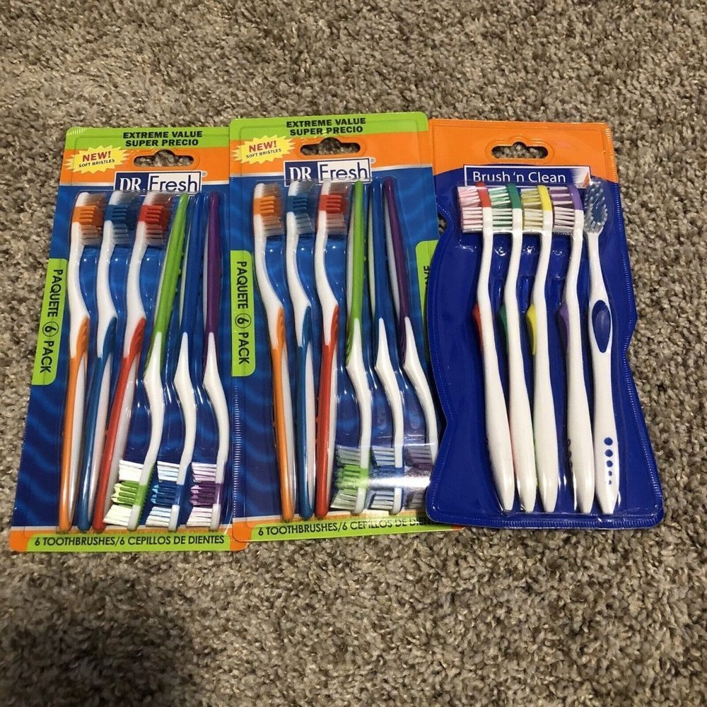 lot of dr fresh soft bristels beushes & brush n clean 3 Pack Of 6=18 Brushes